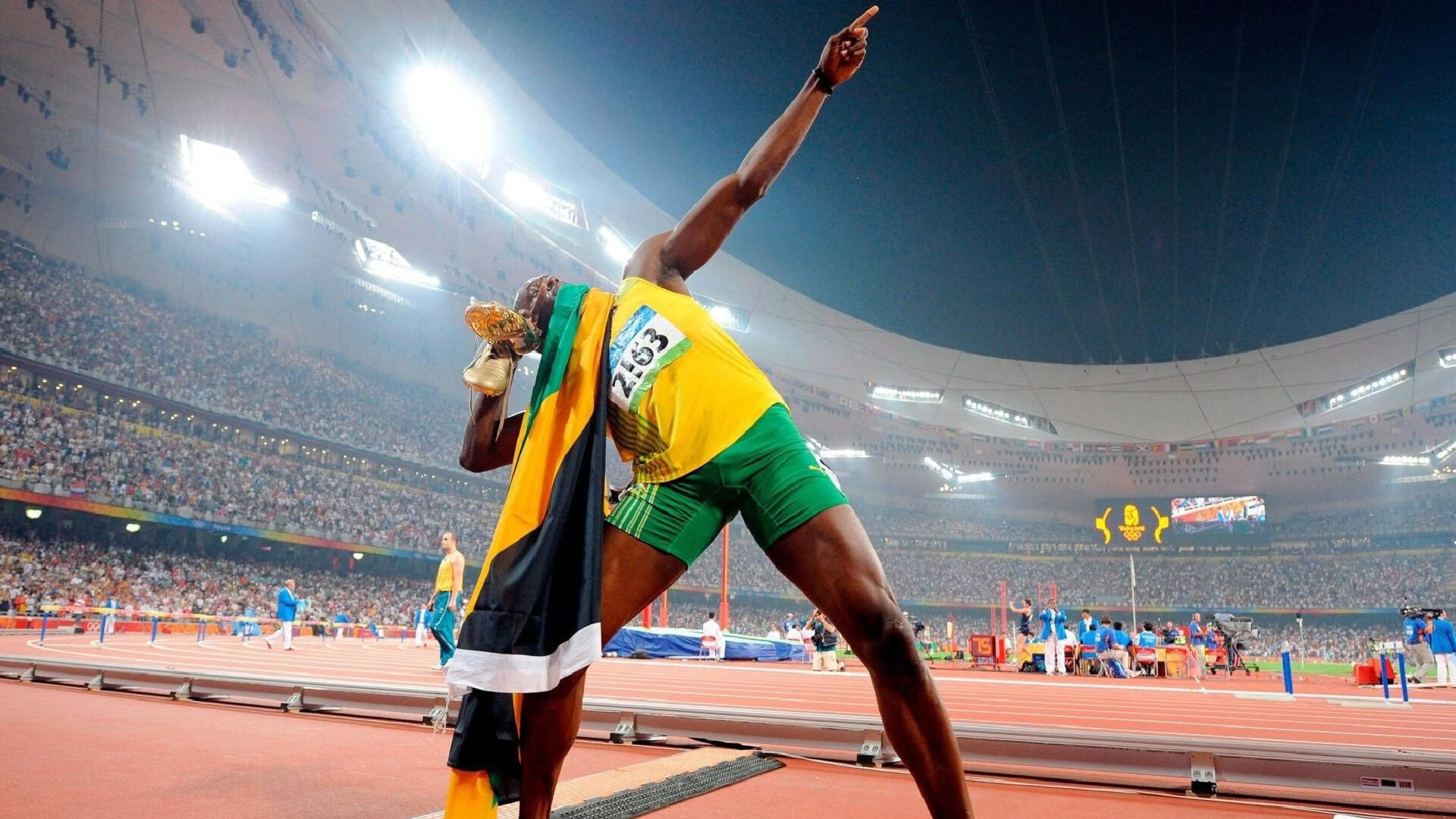 《直播平台经济:电竞赛事带动相关产业繁荣》,电竞直播平台如何盈利